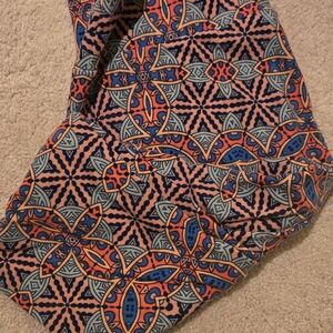 LulaRoe Geometric Patterned Leggings
